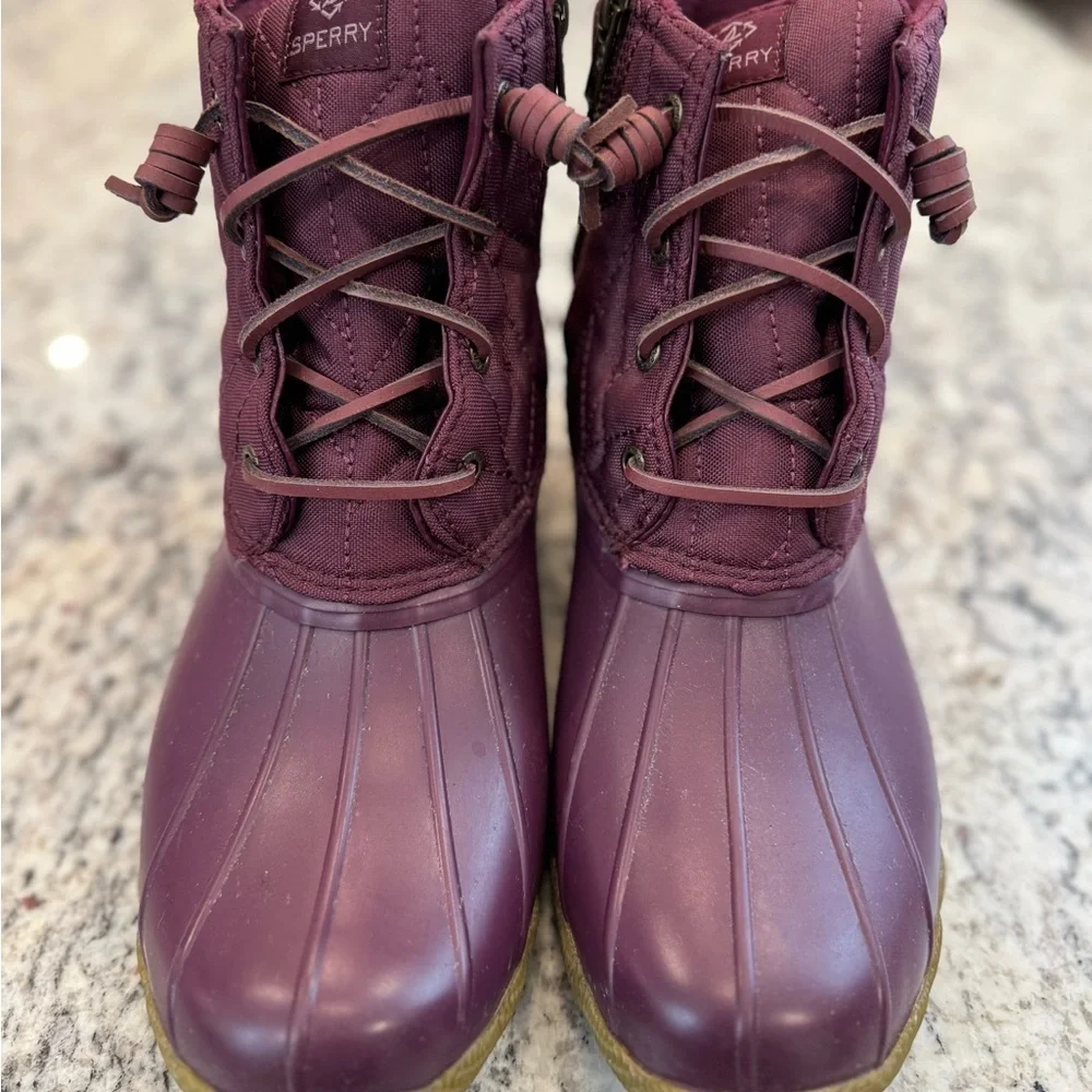Sperry Waterproof Duck Boots Burgundy Size 10